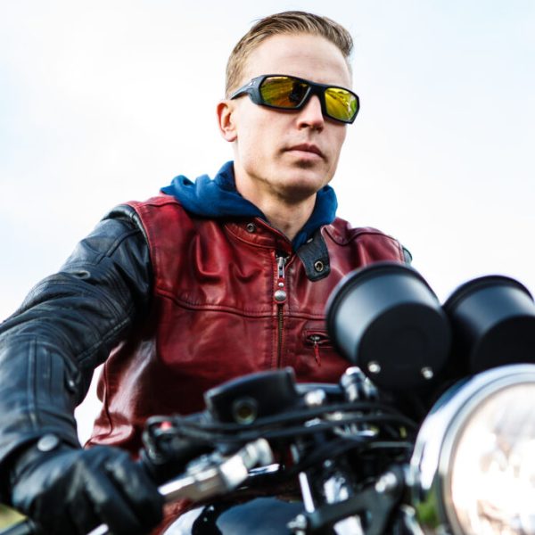 Stay Stylish and Safe: Choosing the Perfect Wraparound Sunglasses for Motorcycle Riding