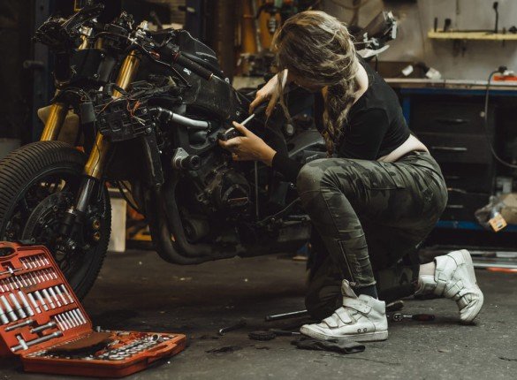 Essential Motorcycle Parts Every Rider Should Understand